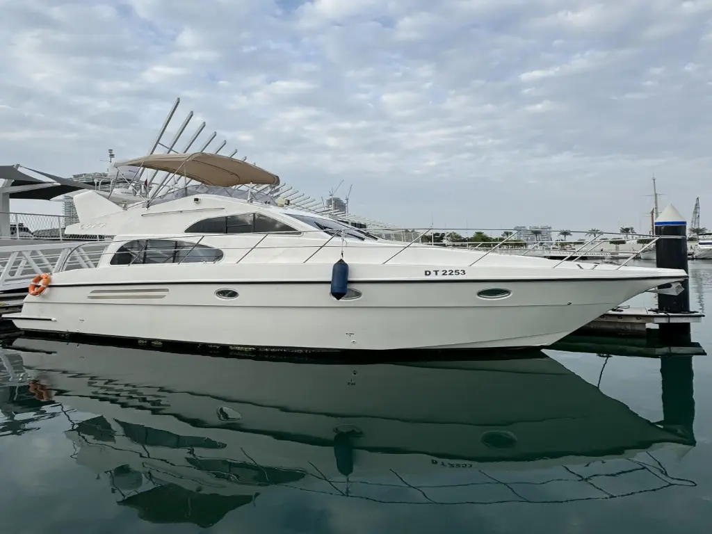 42ft Yacht in Dubai Marina