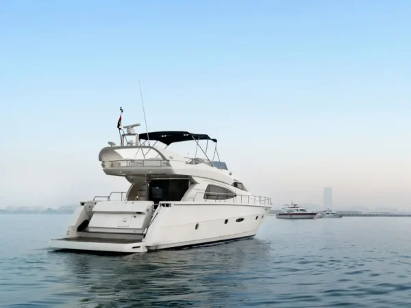 68ft yacht – cruising view