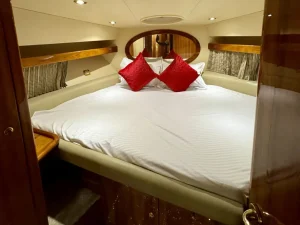 42ft-yacht-6-scaled