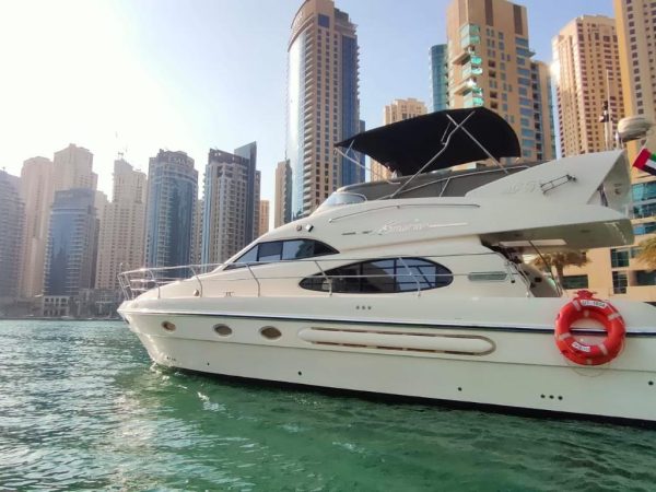 50ft Al Shali Yacht Dubai – Private Yacht for Sunset & Sightseeing Tours