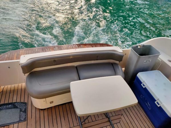 50ft Al Shali Yacht Dubai – Private Yacht for Sunset & Sightseeing Tours