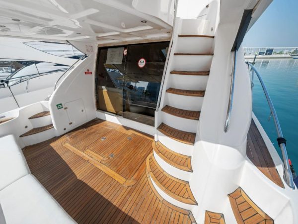 50ft Al Shali Yacht Dubai – Private Yacht for Sunset & Sightseeing Tours