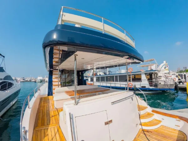 65Ft Yacht