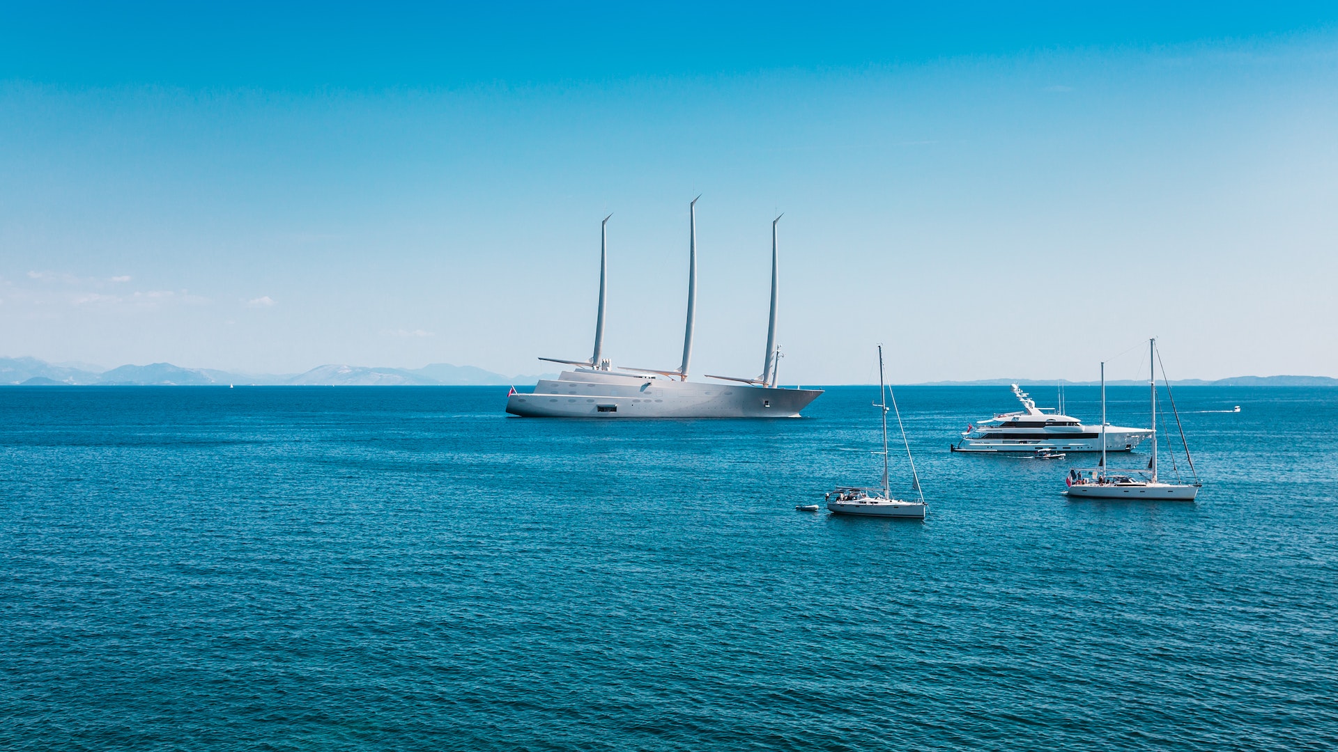 Historic Newport Embodies New England Boating