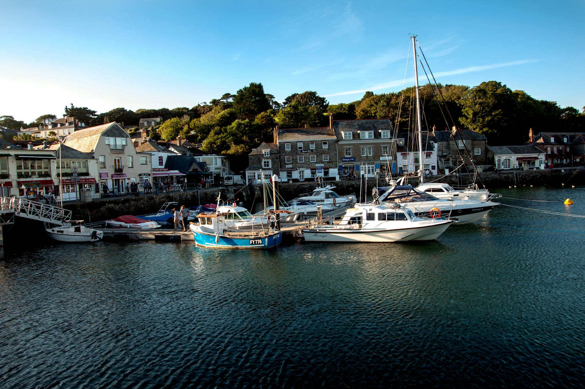 Find Your Favorite Yacht with Us