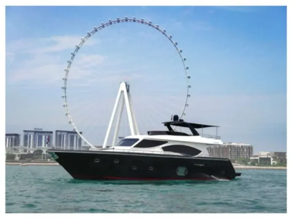 95FT Yacht Rental in Dubai Marina