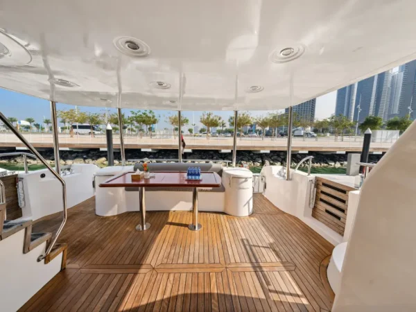 90FT BigDaddy Yacht Rental in Dubai