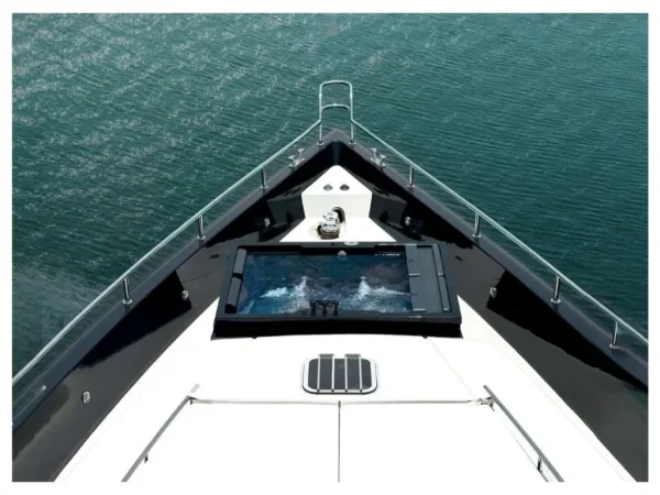 95FT Yacht Rental in Dubai Marina