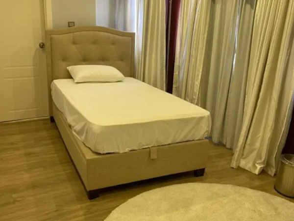 100FT Luxury Yacht Rental in Dubai